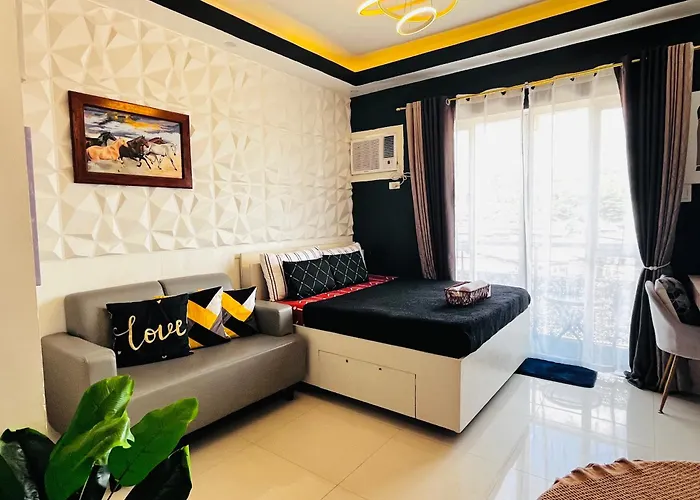 Azehr\'S Walk Up And Cozy Condo